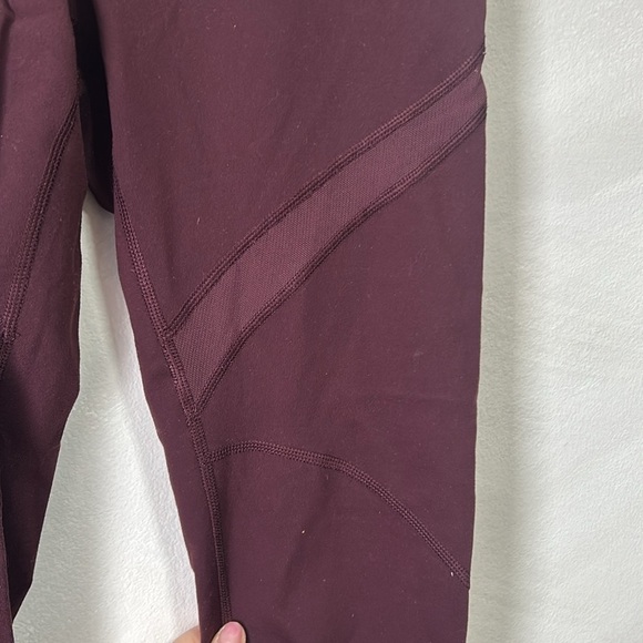 Lululemon High Times leggings Wrap Mesh in Bordeaux Drama size 4 - Picture 5 of 11
